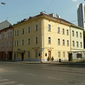 Beta 2*, Prag Tschechische Republik