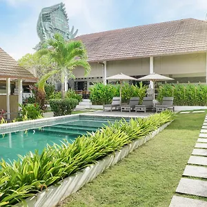https://casa-asia.ubudhotelsnow.com