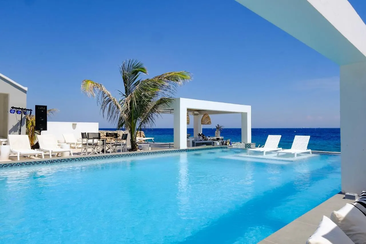 Saint Tropez Boutique Hotel Willemstad 4*,