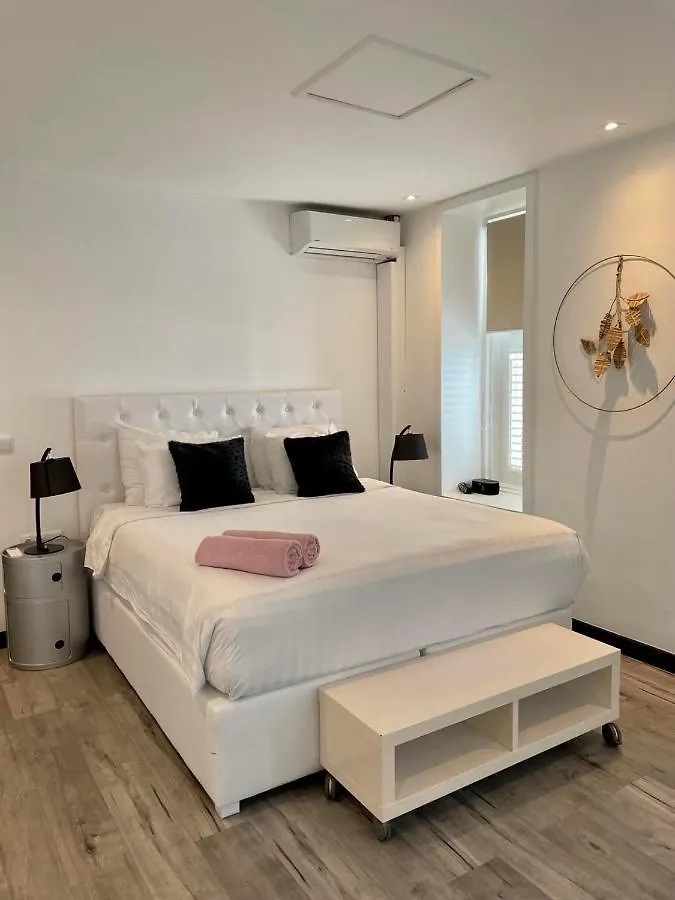 Saint Tropez Boutique Hotel Willemstad