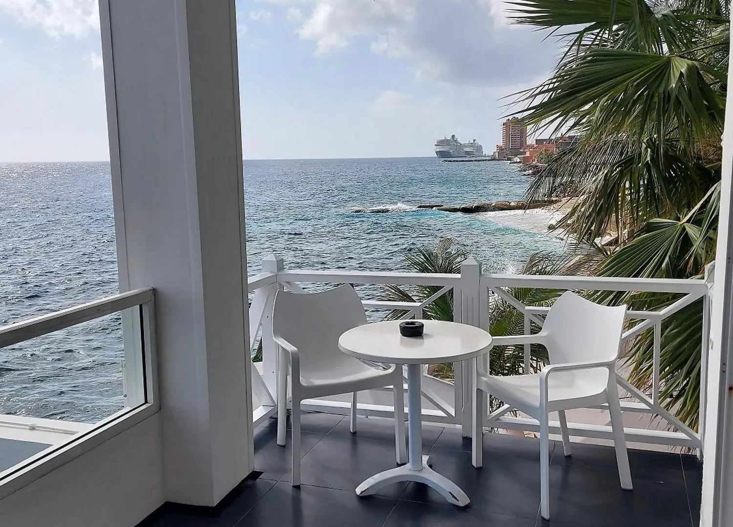 Saint Tropez Boutique Hotel Willemstad 4*,